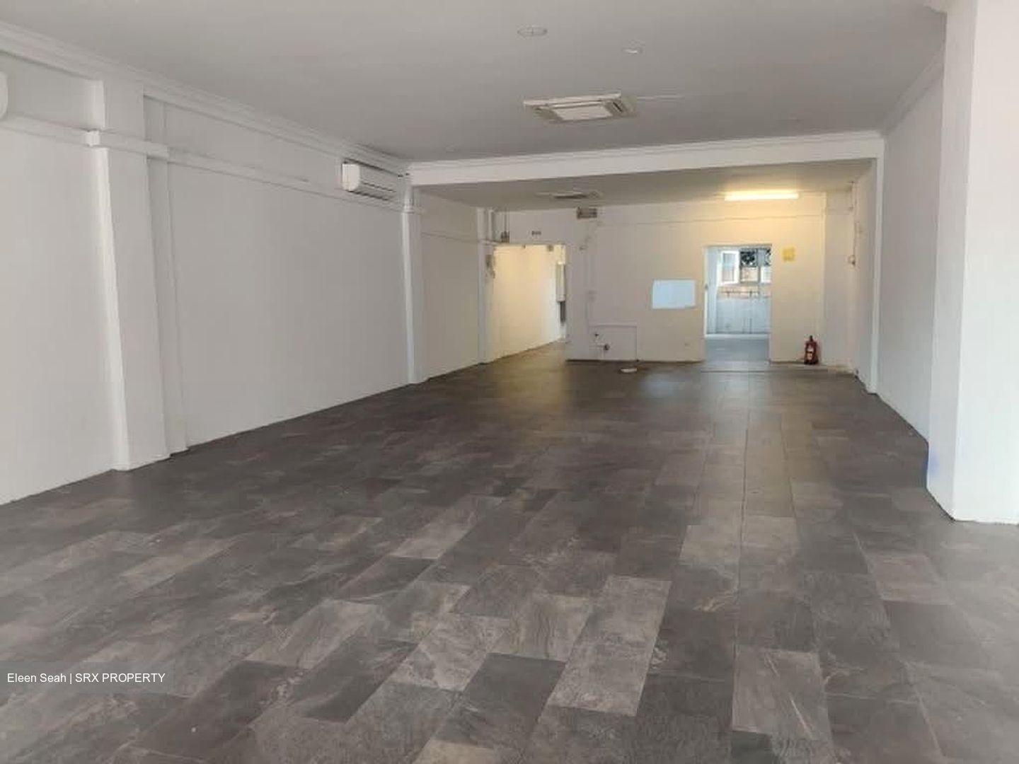 Yishun Ring Road (D27), Shop House #595966901